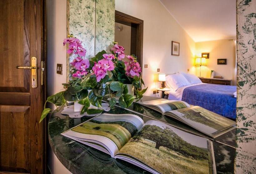 ویلای یک اتاق خوابه با استخر شنا, Villa Rosy