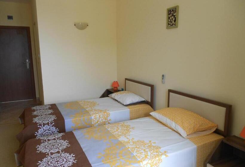 标准间带阳台, Family Hotel Amore