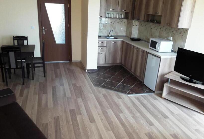 带2个卧室的公寓, Family Hotel Amore