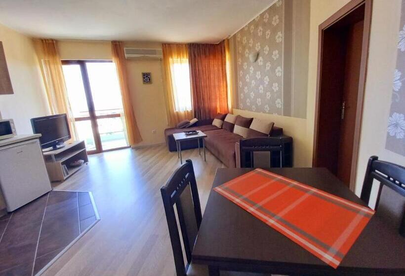 带2个卧室的公寓, Family Hotel Amore