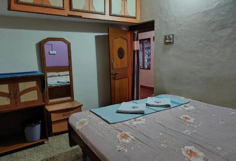 エコノミールーム, Rocky Guesthouse