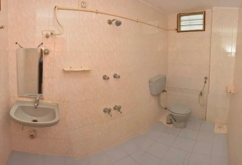 Economy-huone, Siva Guest House