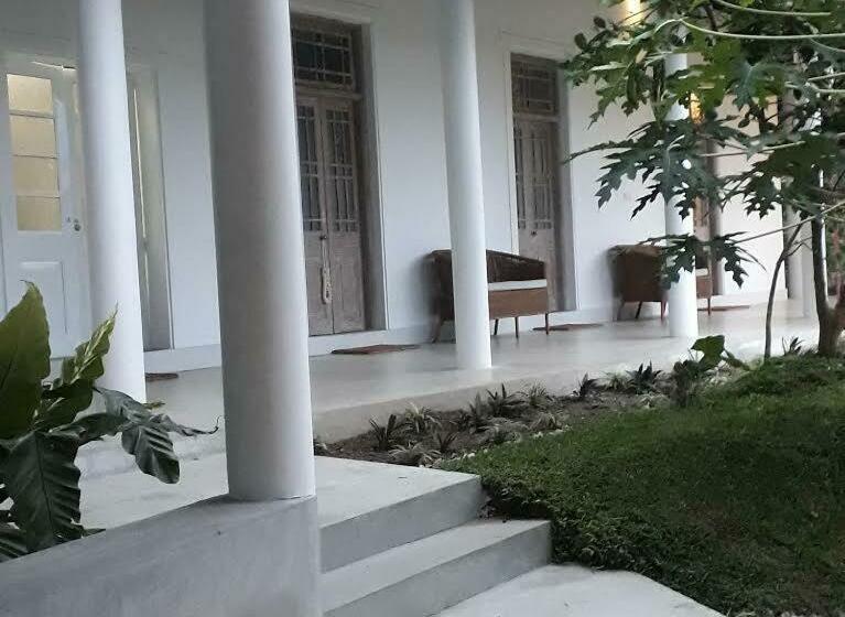 带大床的标准间, South House Weligama