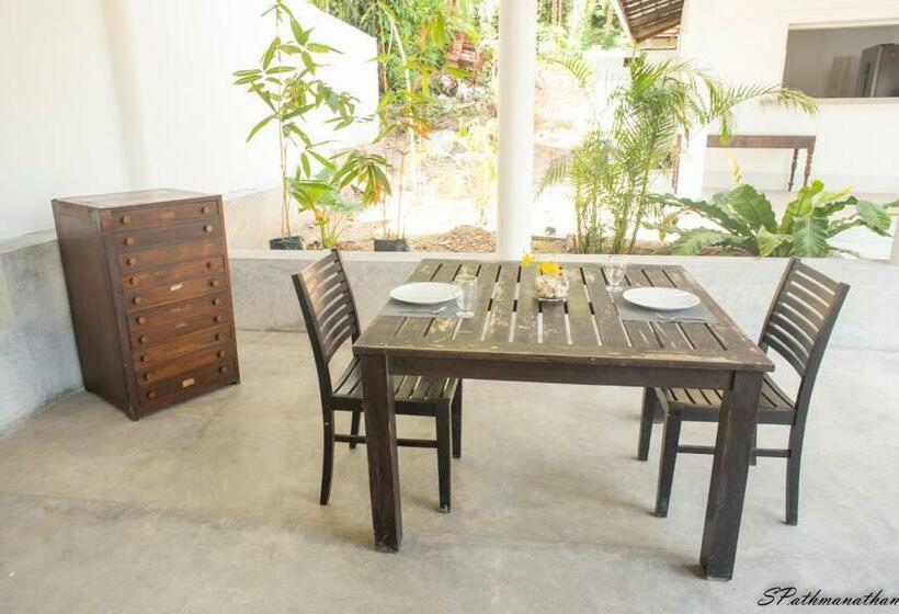 带大床的标准间, South House Weligama