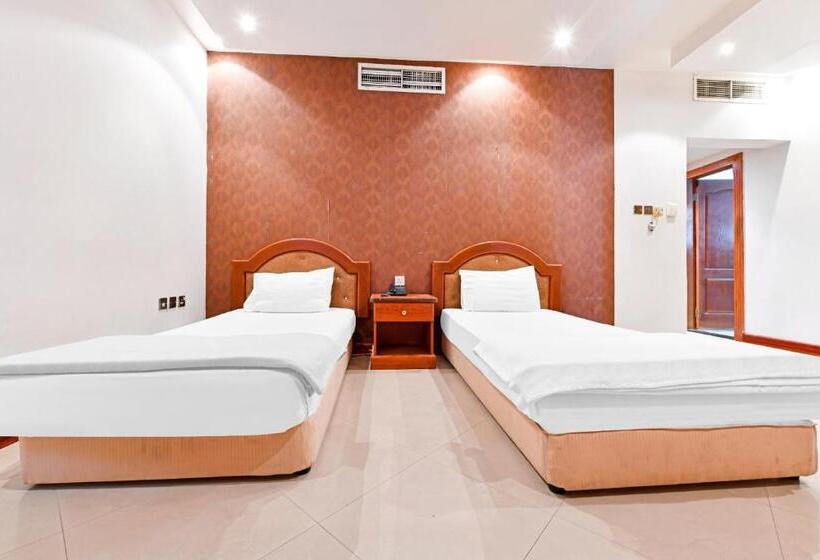 اتاق لوکس, Oyo 118 Revira