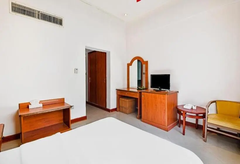 استودیوی استاندارد, Oyo 118 Revira