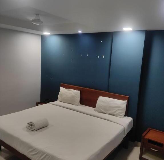 اتاق استاندارد, The Reach