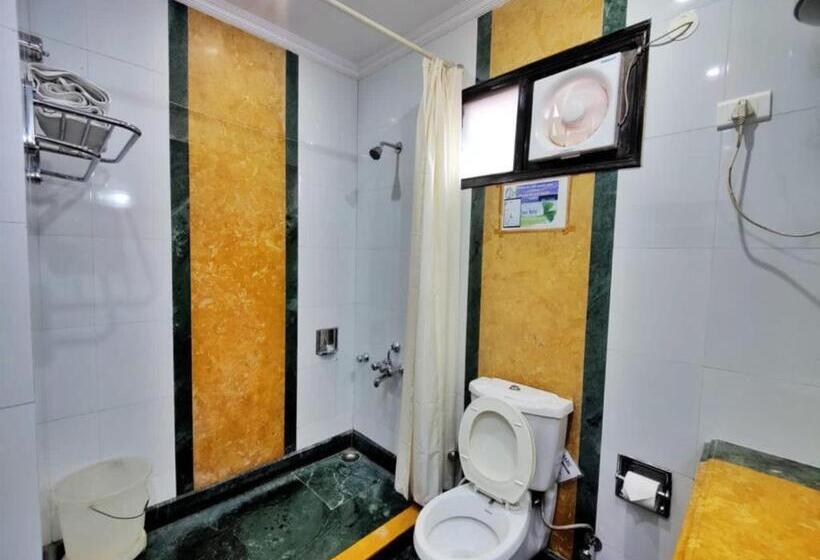 חדר משפחתי דלוקס, Goroomgo Sun Shine Regency Shimla