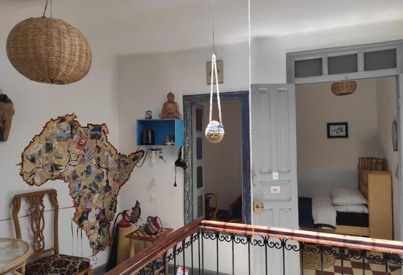 标准单人间, Vallparadis Pension Familiar Firdaus