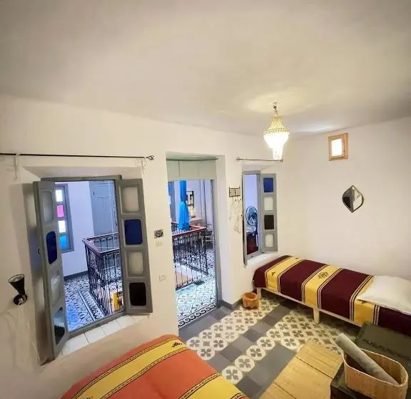 バス共有のスタンダードルーム, Vallparadis Pension Familiar Firdaus