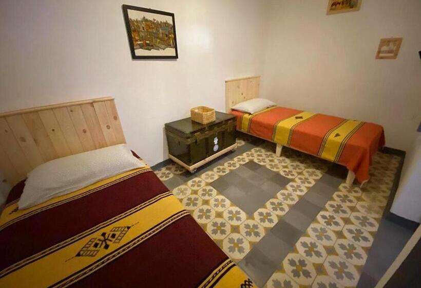 带共用浴室的标准房间, Vallparadis Pension Familiar Firdaus