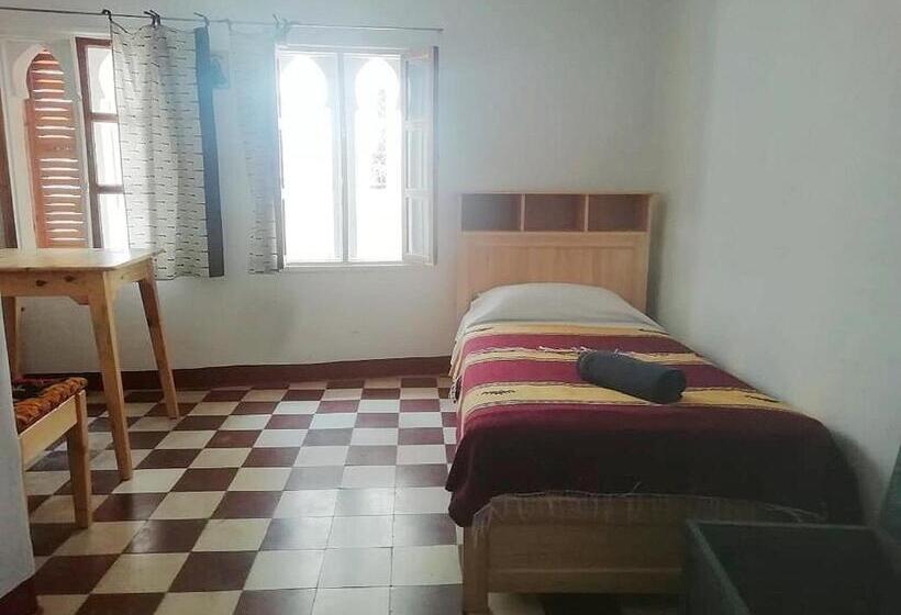 标准单人间共用浴室, Vallparadis Pension Familiar Firdaus