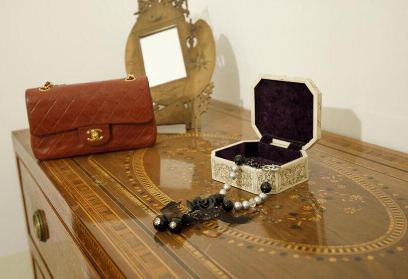 豪华房间, Palazzo Introna