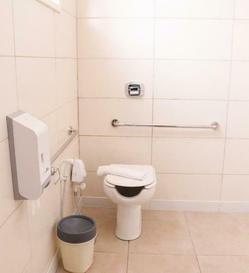 חדר סטנדרט לשלושה, Veneto