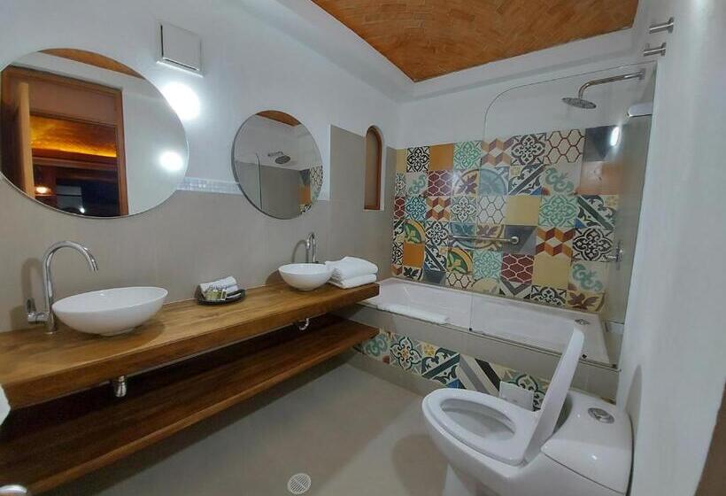 Люкс, La Alhambra Hotel Boutique
