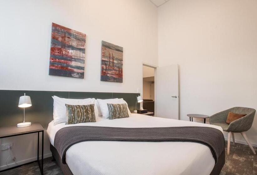 Апартаменты 2 Спальни, Sojourn Apartment Hotel   Riddiford