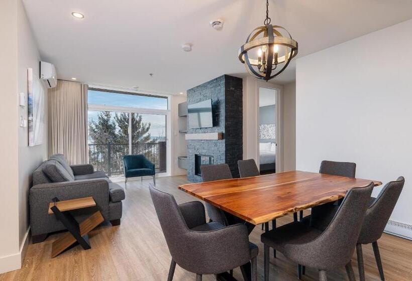 2 Bedrooms Apartment River View, Les Appartements Du Massif De Charlevoix