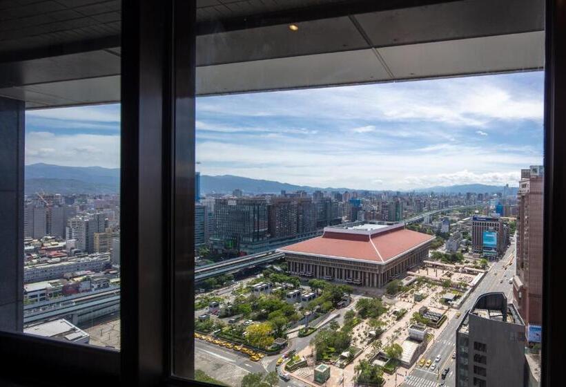 اتاق لوکس سه تخته, Roaders Plus Hotel Taipei Station