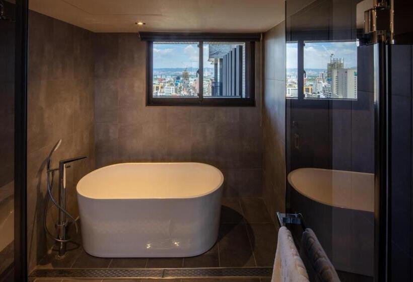 اتاق لوکس سه تخته, Roaders Plus Hotel Taipei Station