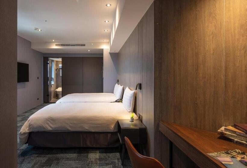 اتاق لوکس سه تخته, Roaders Plus Hotel Taipei Station