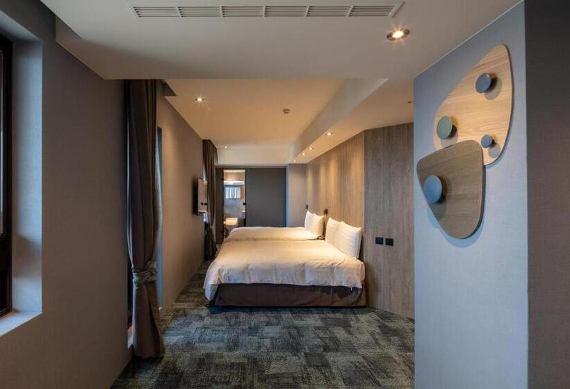 اتاق لوکس خانوادگی, Roaders Plus Hotel Taipei Station