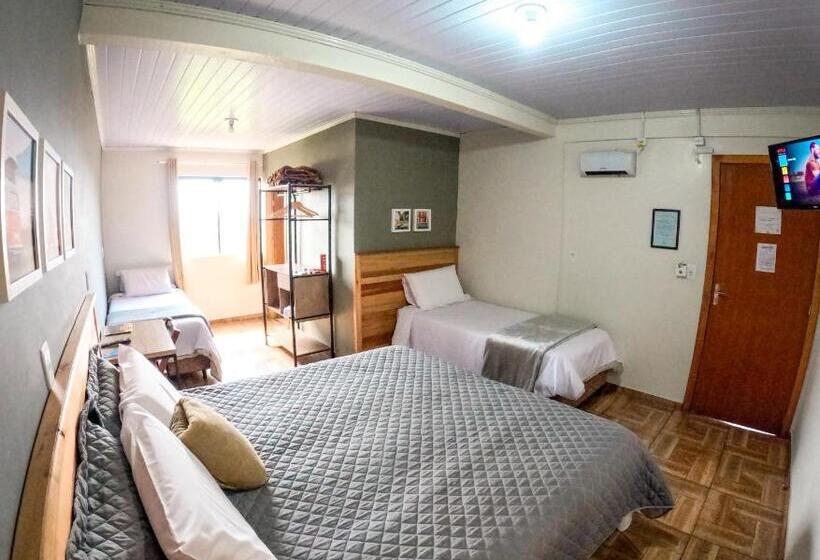 غرفة قياسية رباعية, Pousada Rota Da Kombi