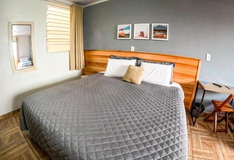 غرفة قياسية رباعية, Pousada Rota Da Kombi