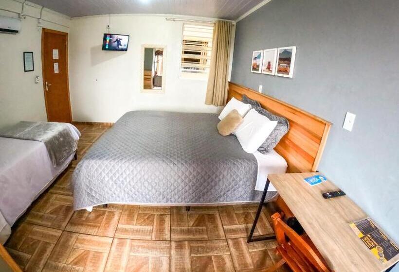 غرفة قياسية رباعية, Pousada Rota Da Kombi