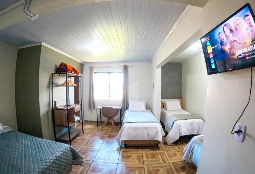 غرفة قياسية ثلاثية, Pousada Rota Da Kombi