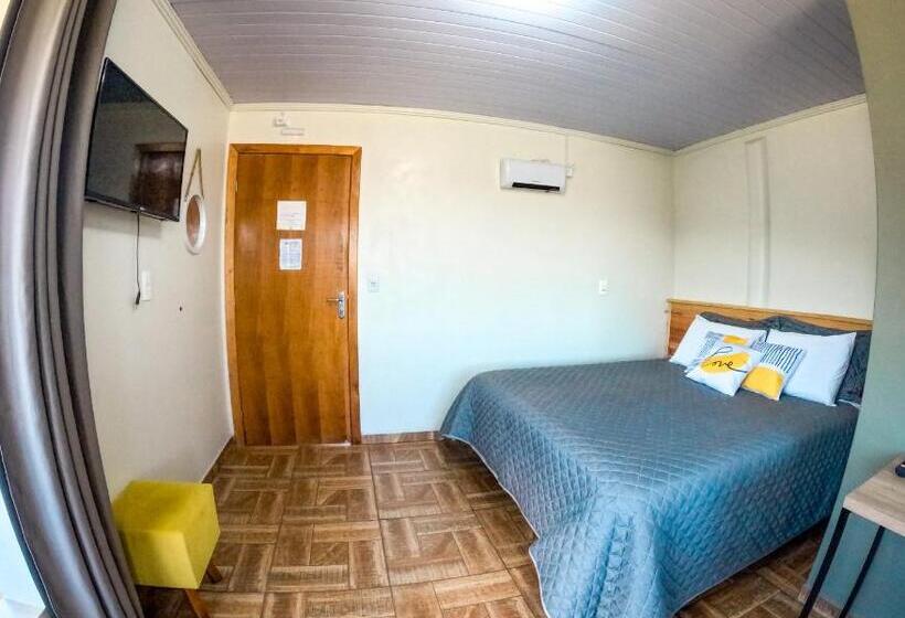 جناح, Pousada Rota Da Kombi