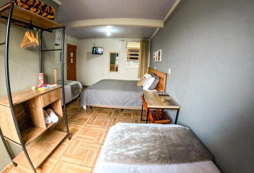 Четырехместный Номер Стандарт, Pousada Rota Da Kombi