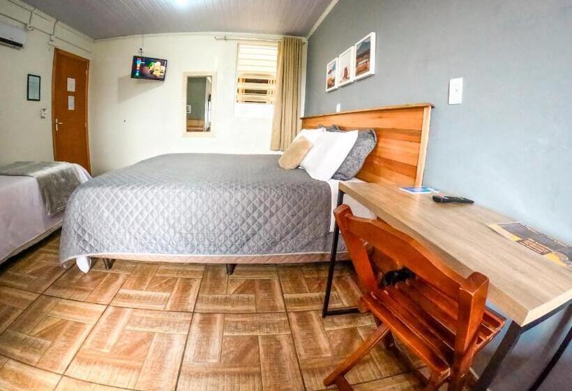 غرفة قياسية رباعية, Pousada Rota Da Kombi