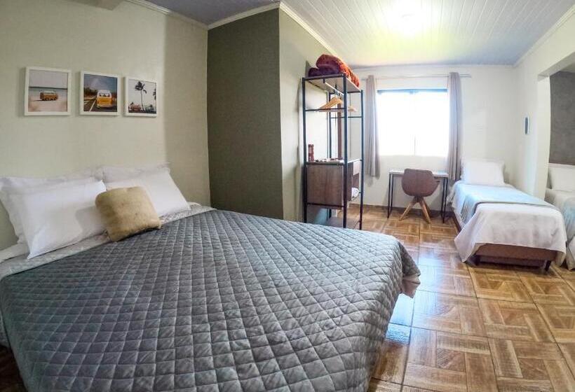 غرفة قياسية ثلاثية, Pousada Rota Da Kombi