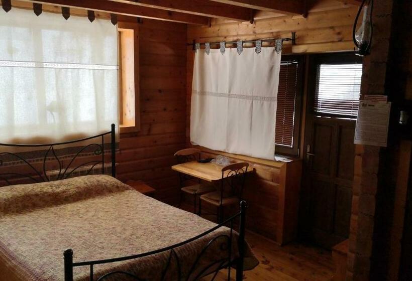 스탠다드 트리플 룸, Pensiunea Izvorul Bucuriei