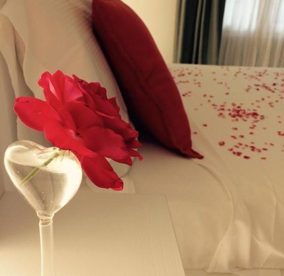 اتاق لوکس, B&b Via Roma 25