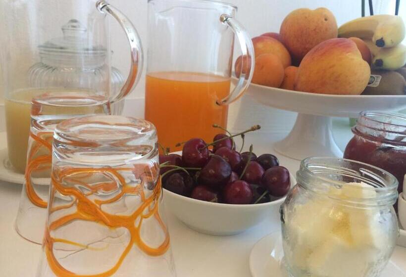 سوییت, B&b Via Roma 25