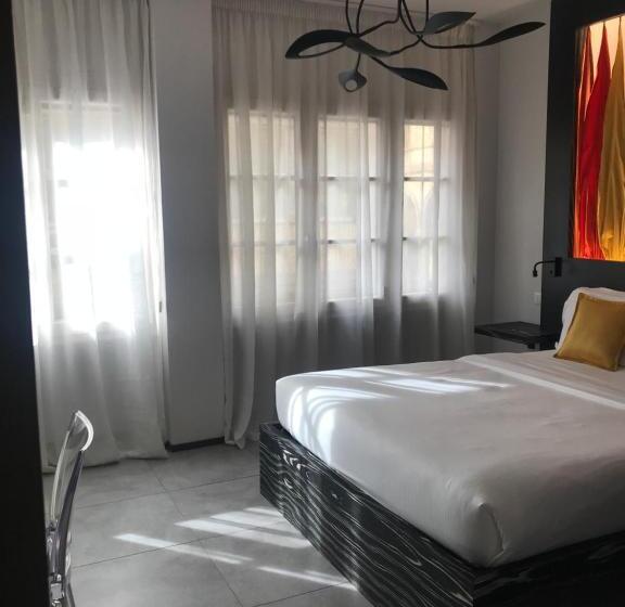 اتاق لوکس, B&b Via Roma 25