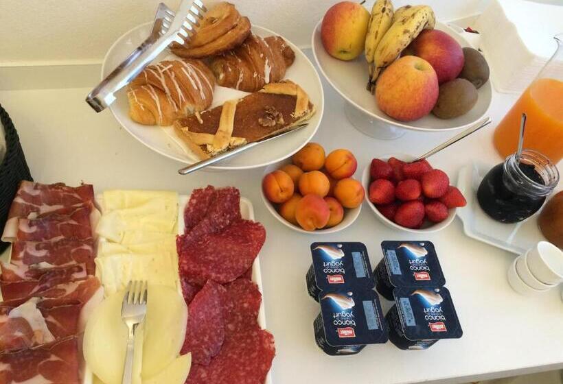 سوییت, B&b Via Roma 25