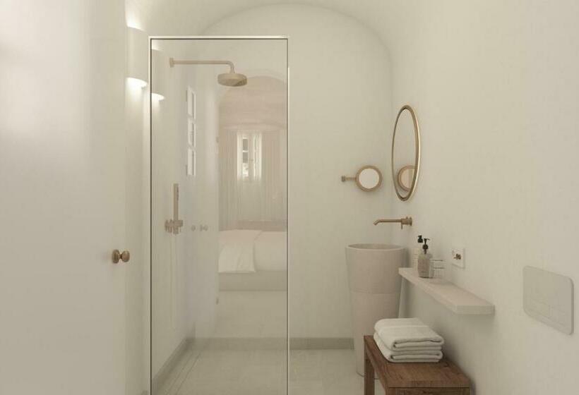 סוויטה דלוקס, Llonga's 7th