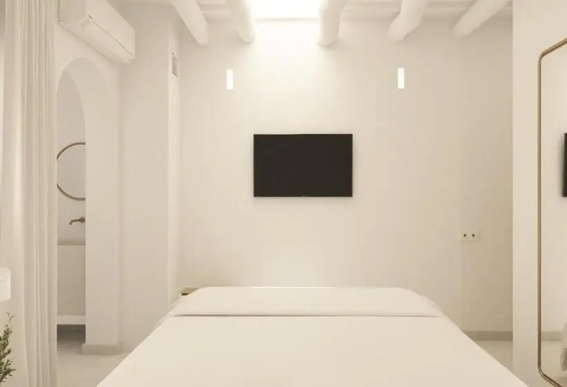 Habitación Estándar, Llonga's 7th