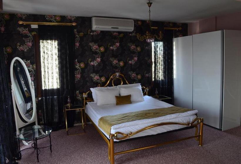 اتاق سوپریور, Parla Viens Suites