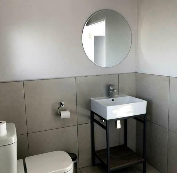 デラックスルーム, Umtali Country Inn