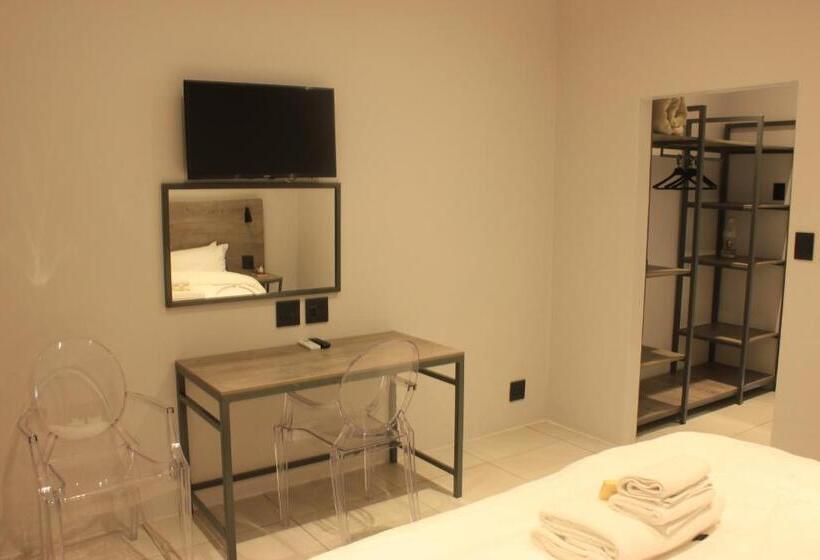 ガーデンビュースーペリアールーム, Umtali Country Inn