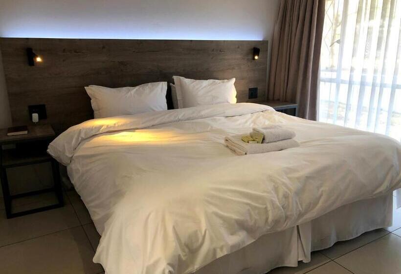 ガーデンビュースーペリアールーム, Umtali Country Inn