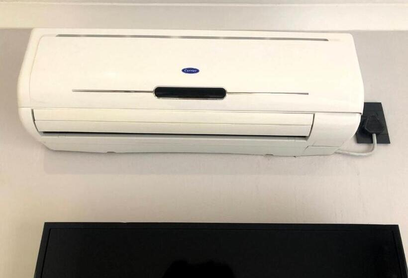 デラックスルーム, Umtali Country Inn