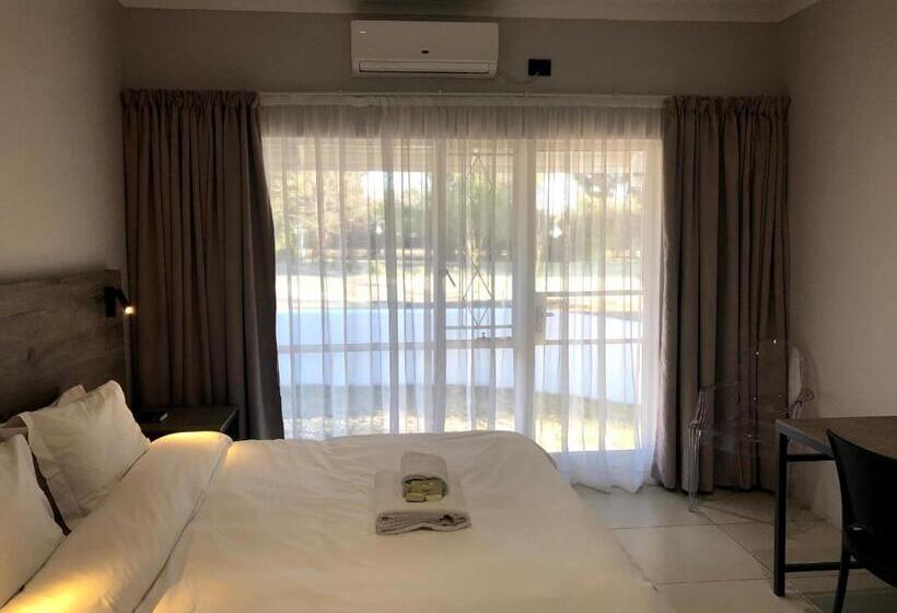 ガーデンビュースーペリアールーム, Umtali Country Inn