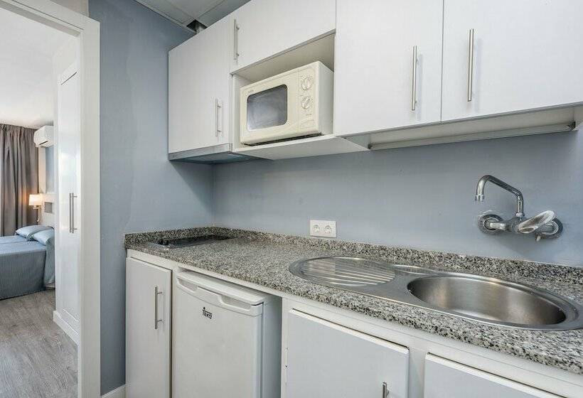 스탠다드 스튜디오, Veramar Apart