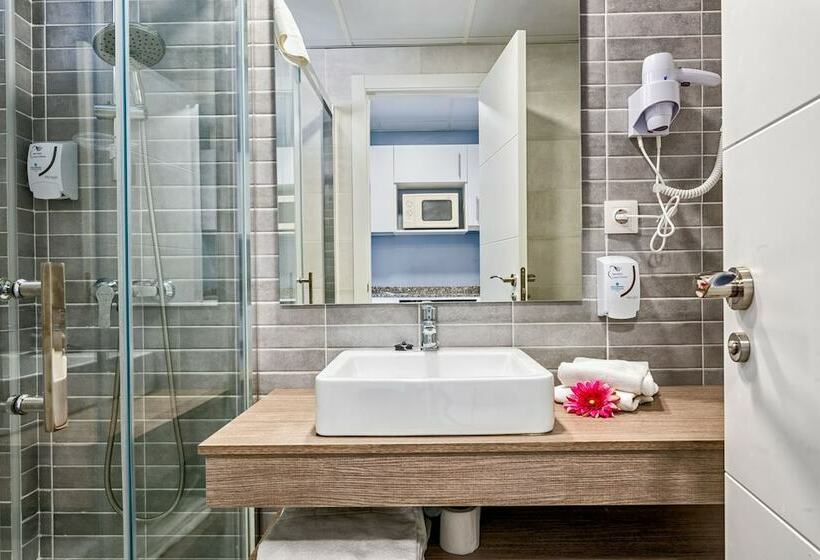 스탠다드 스튜디오, Veramar Apart