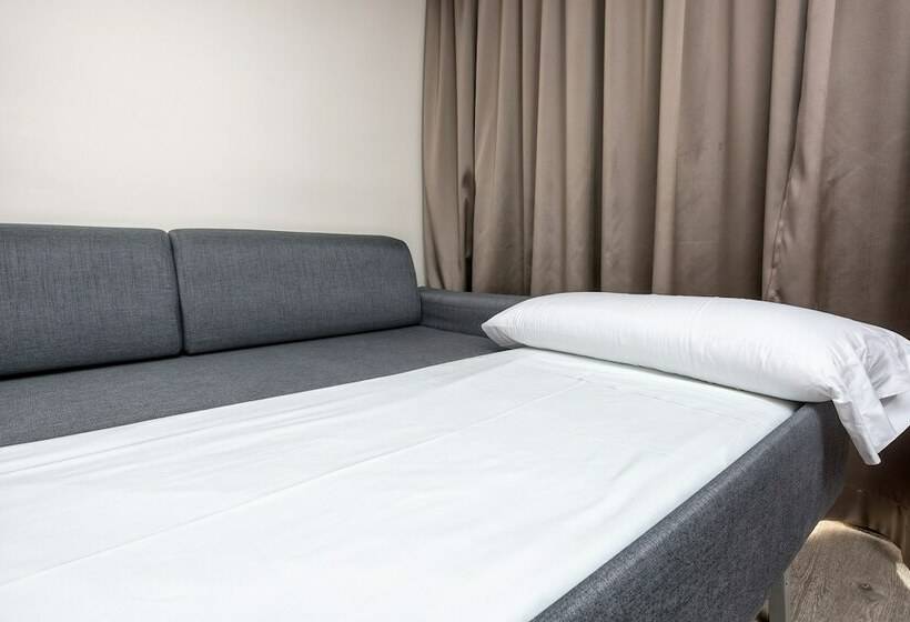 침실 2개 아파트, Veramar Apart