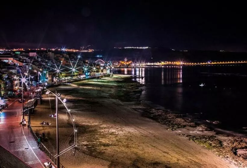 استودیوی استاندارد با چشم‌انداز دریا, Brisamar Canteras